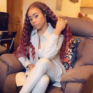 Meet your Posher, Alison